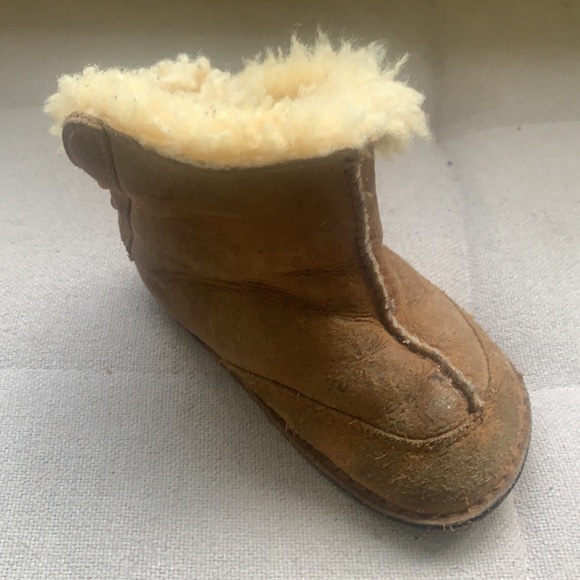 Baby UGG Boots Size Med Style 5206 Brown Winter Warm Insulated Shearling - Picture 11 of 13